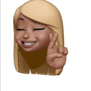 Meet your Posher, Denise